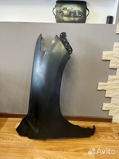 Крыло переднее 2шт л+п Toyota Land Cruiser 200