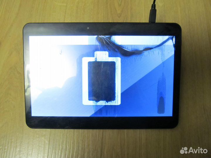 Планшеты с разбитым экраном и телефоны