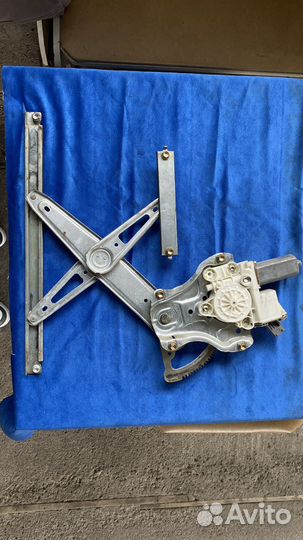 Маханизм стеклоподъёмника Toyota Avensis T250