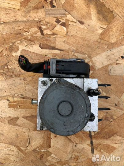 Блок abs Audi A4 B7 2004-2009