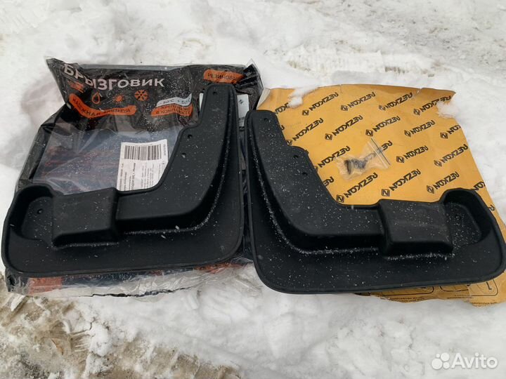 Новые передние брызговики на Renault Duster 2