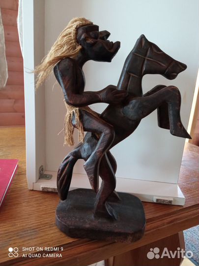 Деревянный черт на коне