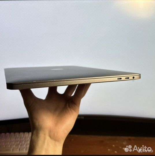 Apple MacBook Pro 13 2017 Touchbar 16gb/512ssd/I5