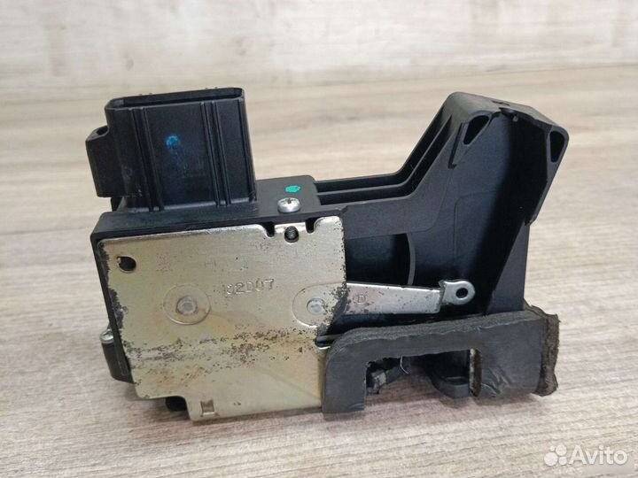 Замок двери передний правый ford fusion