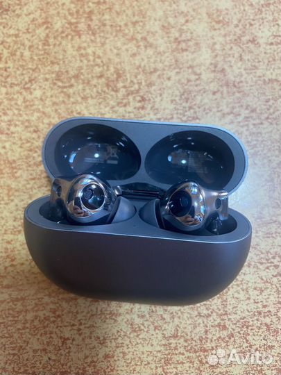 Беспроводные наушники