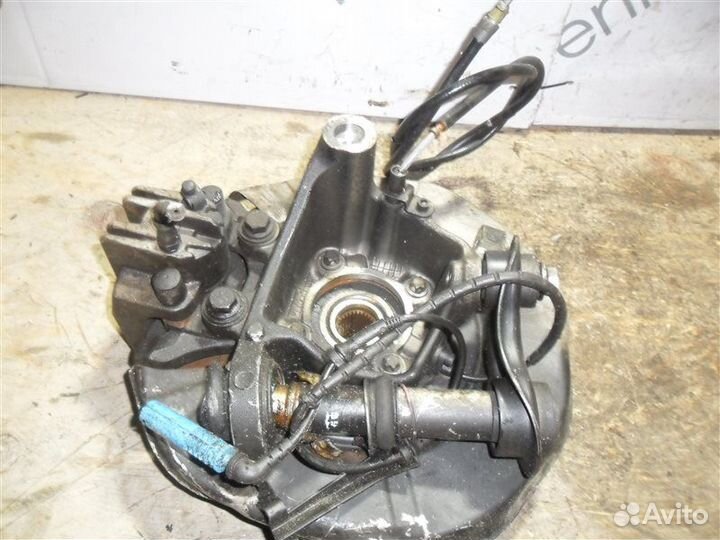 Ступица (кулак, цапфа) задняя левая Bmw 525I E60