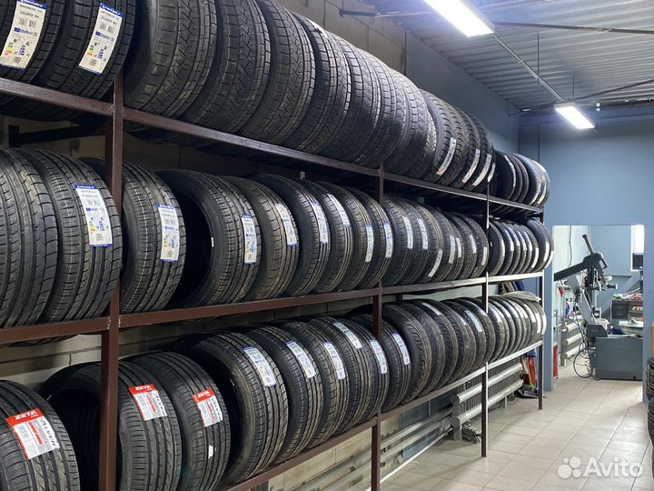 Triangle PL02 245/40 R19 98V