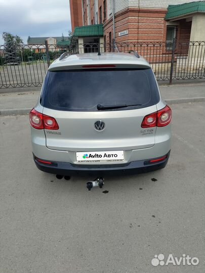 Volkswagen Tiguan 2.0 AT, 2011, 190 000 км
