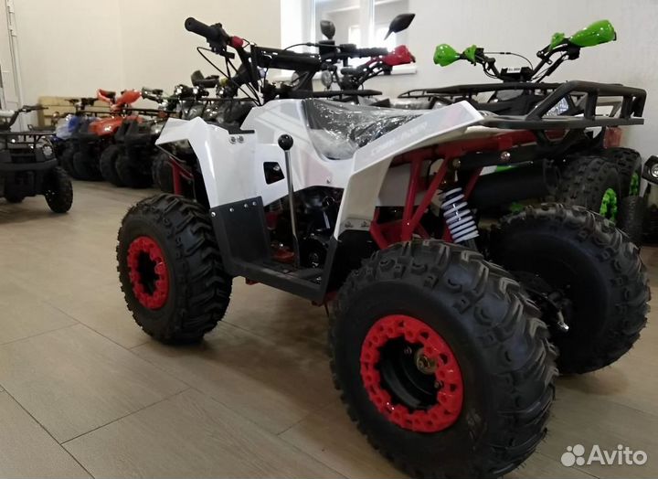 Квадроцикл Commander Spark белый