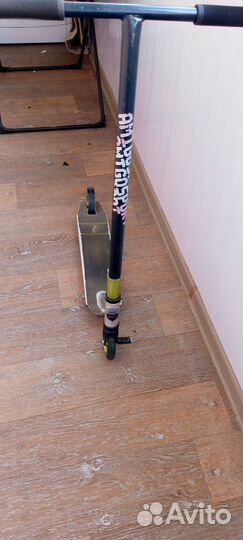 Трюковой самокат