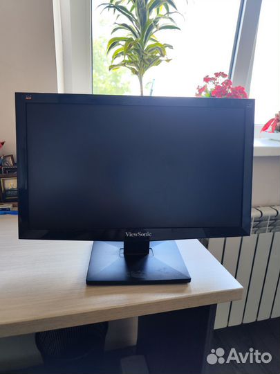 Монитор Viewsonic
