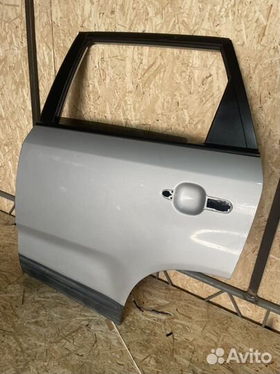 Дверь задняя левая Киа sorento 2xm