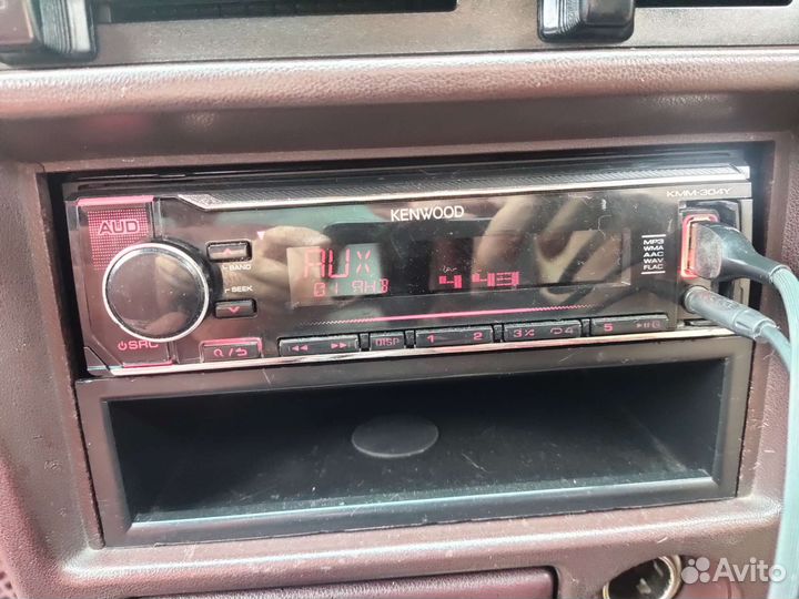 Магнитола Kenwood KMM-304Y