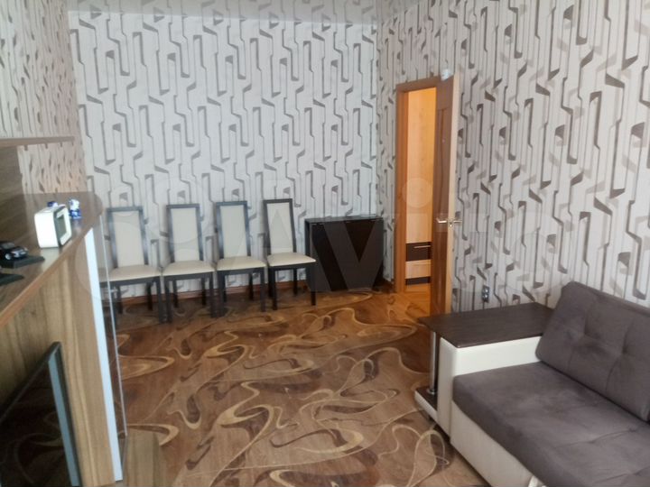 2-к. квартира, 58 м², 2/3 эт.