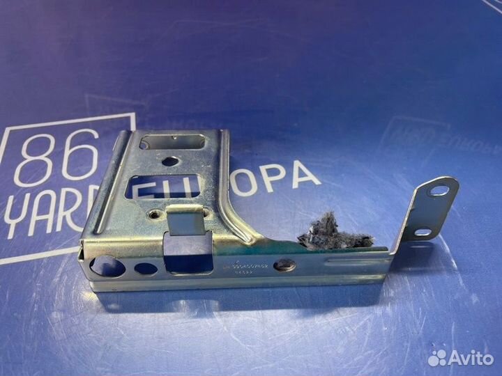 Кронштейн задний левый Bmw X3 G01 B47D20A 2019