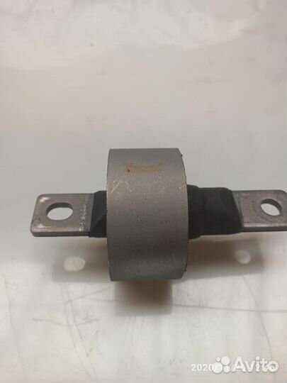 Сайлентблок рычага Honda Civic aamho1004