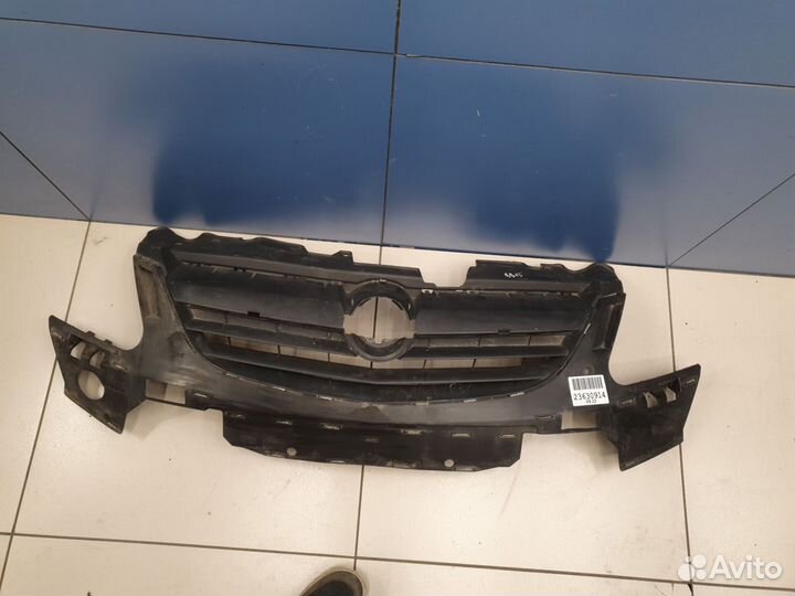 Решетка радиатора Opel Corsa D 2006-2015
