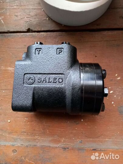 Насос дозатор мтз 82