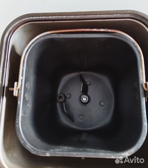 Хлебопечка Redmond RBM-1906