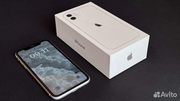 iPhone 11, 64 ГБ