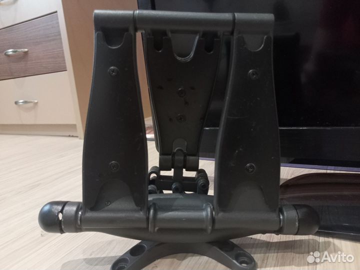 Продается Телевизор LG 26LS3510