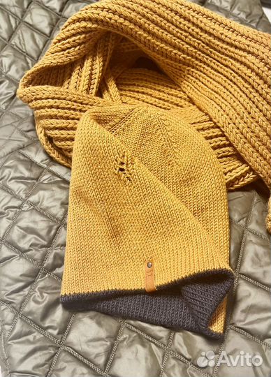 Шапка женская вязаная ручная работа