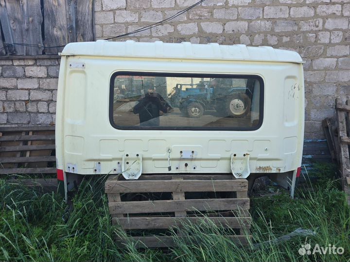 Кабина Nissan Diesel LK262