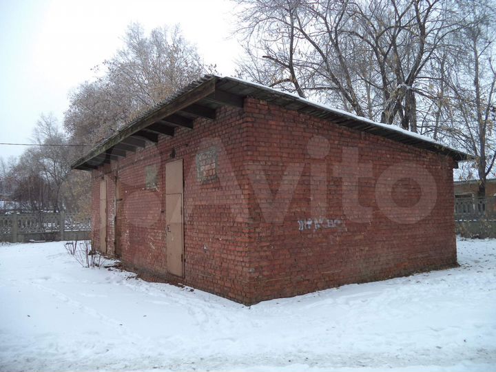 Продам здание, 1793.8 м²