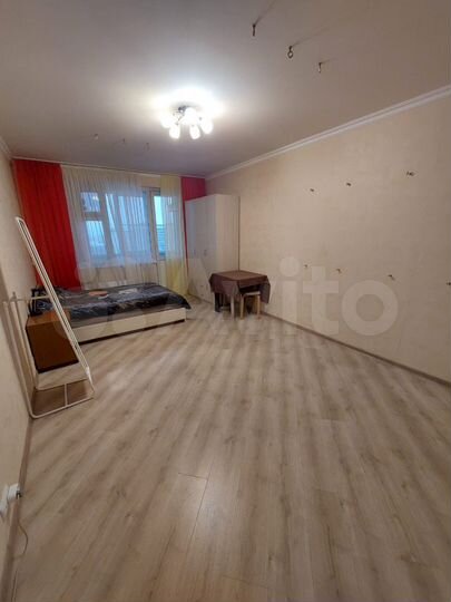 Комната 19 м² в 2-к., 22/25 эт.