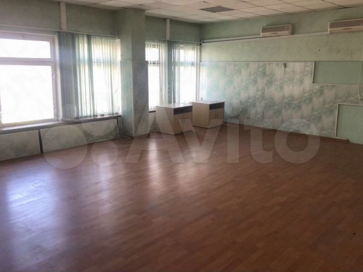 Продам торговое помещение, 2144 м²
