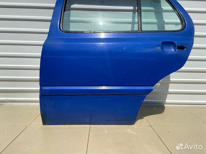 Дверь задняя левая Volkswagen Golf 3