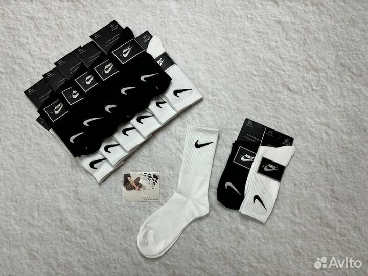 Носки Nike высокие белые