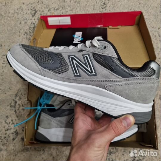 New balance 880