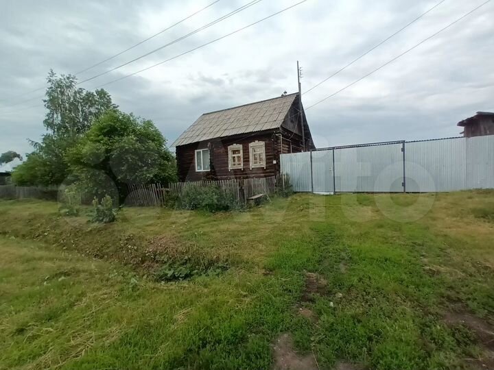 Дом 38 м² на участке 14 сот.