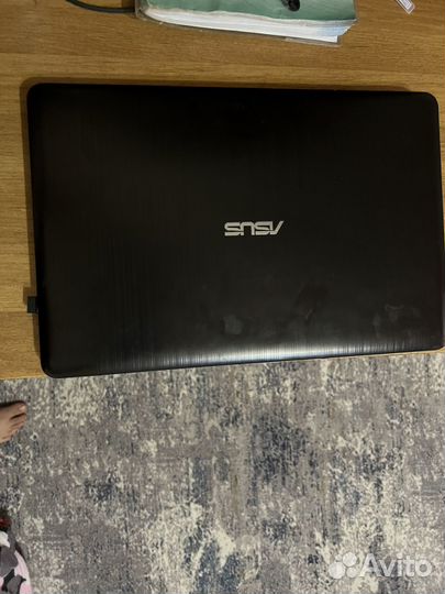 Ноутбук asus