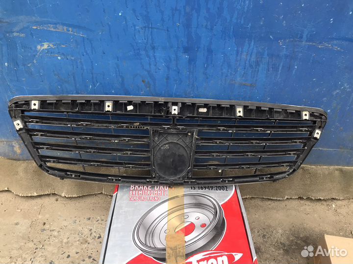 Решетка радиатора Mercedes S-Class W221