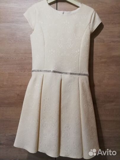 Нарядное платье