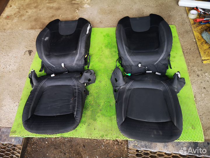 Обивка передних сидений для Renault Kaptur 2016-н