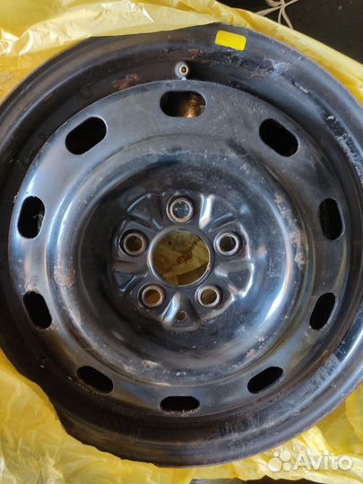 4 диска R15 15x6J 5x100 и зимнее колесо 195/65