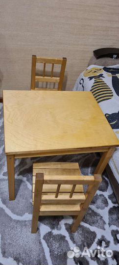 Набор стол и 2 стула IKEA