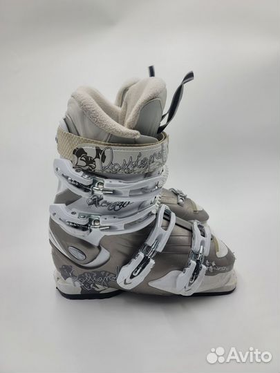 Горнолыжные ботинки женские 23.5