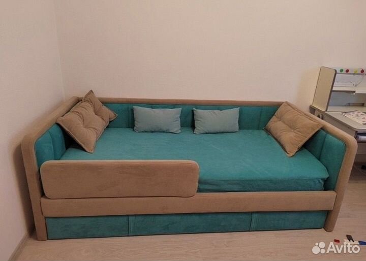 Кровать мягкая цвет на выбор