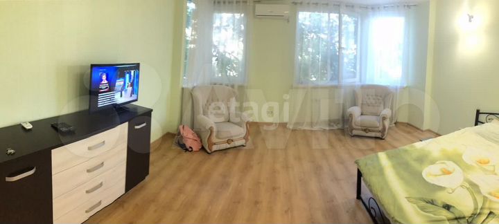 1-к. квартира, 60 м², 2/5 эт.