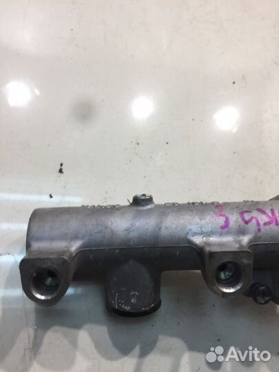 Главный тормозной цилиндр (Hyundai Equus)