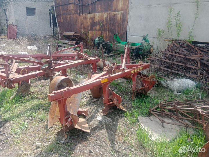 Плуг Лидсельмаш 2-3 корп. (Л-107 (108)), 2011