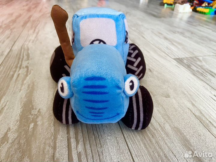 Синий трактор (мягкая игрушка)
