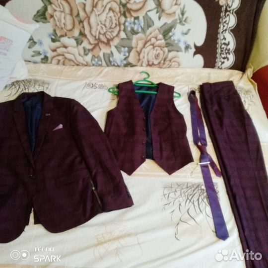 Костюм мужской