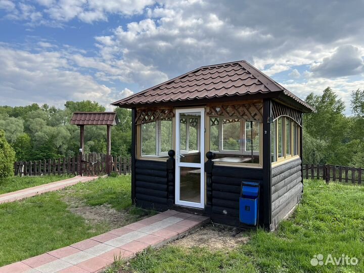 Аренда беседки у воды в комплексе «Красная гора«