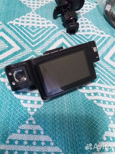 Видеорегистратор SHO-ME HD-9000D на запчасти