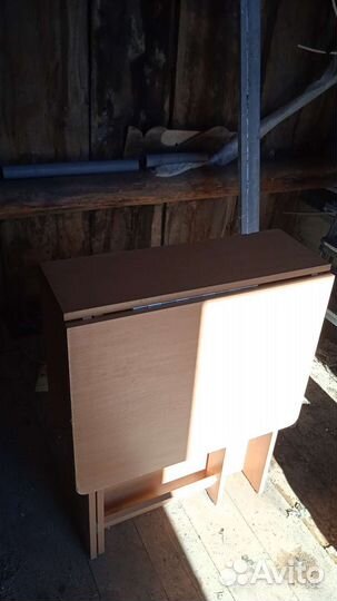 Раскладной столик ширина 61см длинна 112см